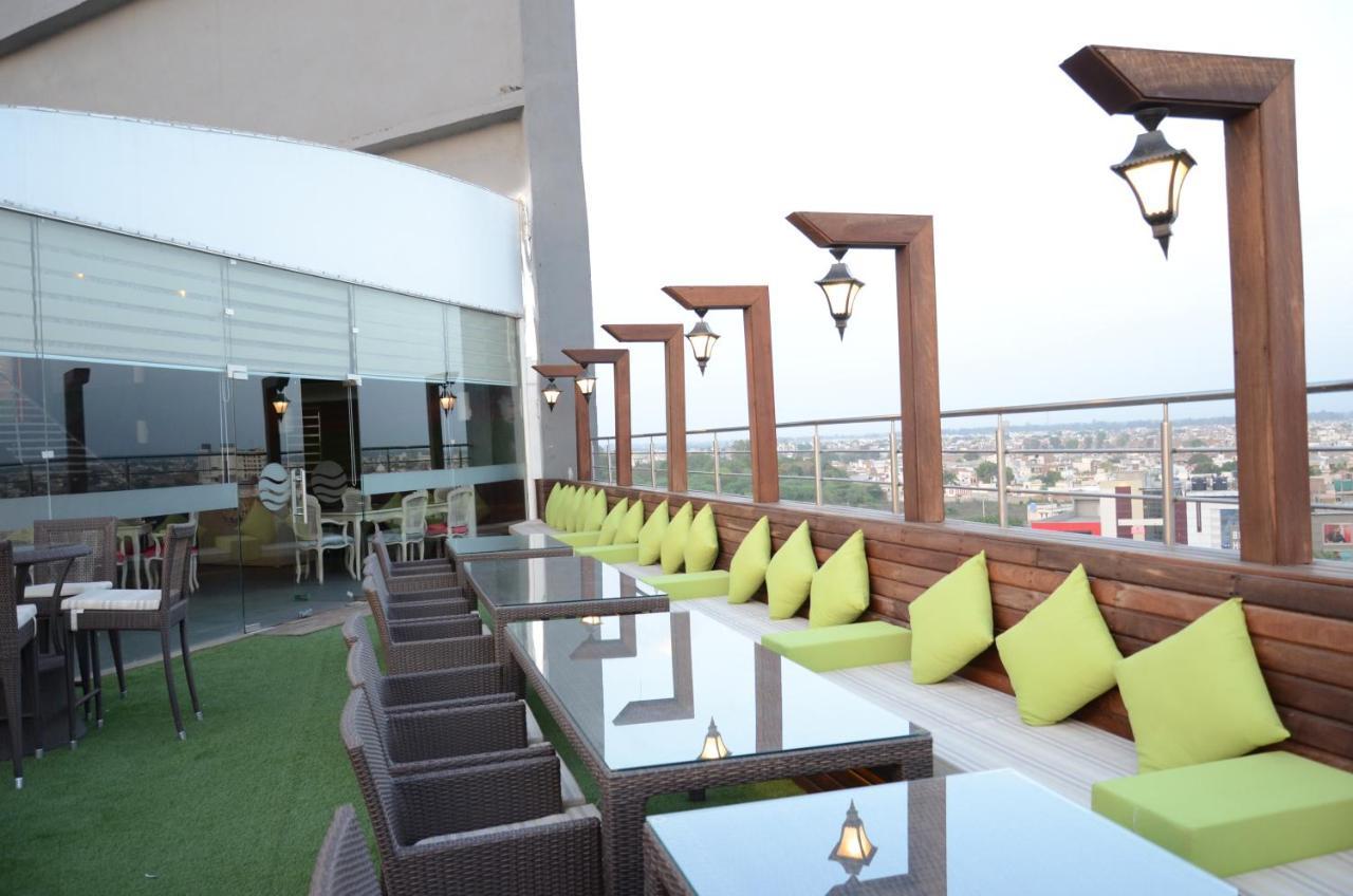 Comfort Inn Tulip Heights Bathinda Exterior foto